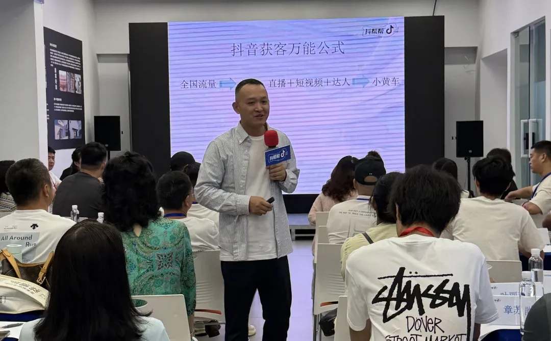 咖啡店越是没生意，就越要反向经营