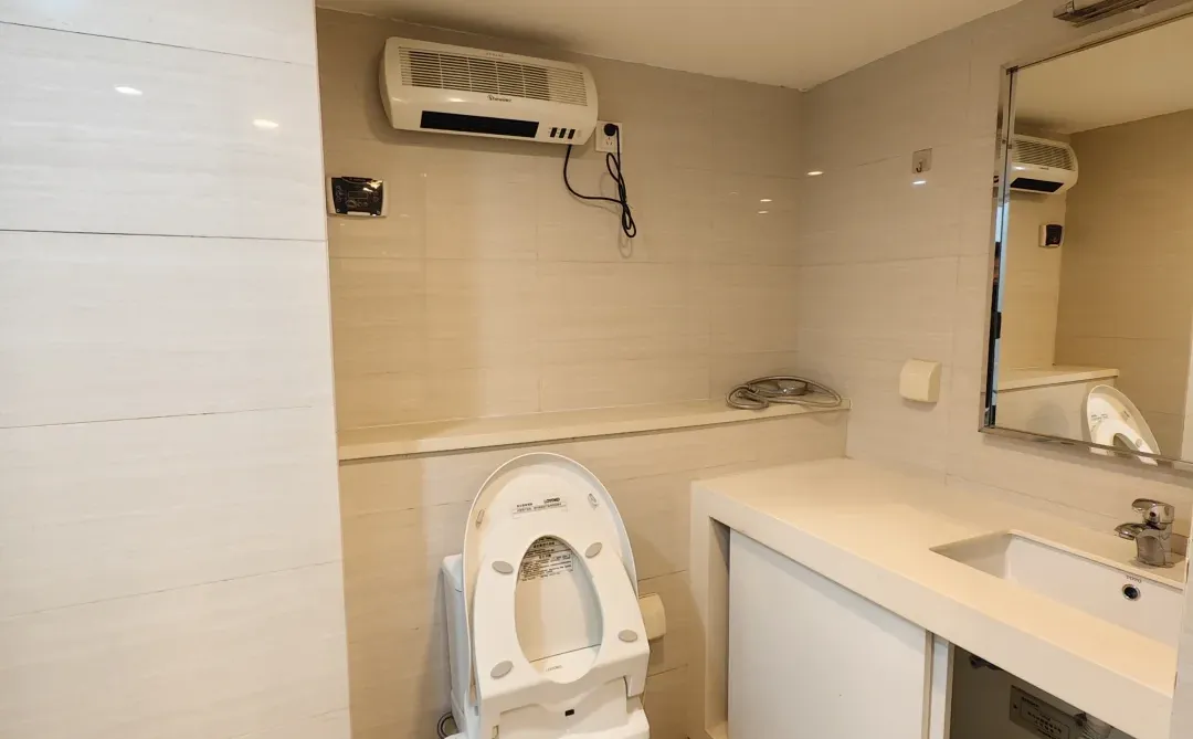 3.8K 盛大天地青春里整租loft一房看房随时