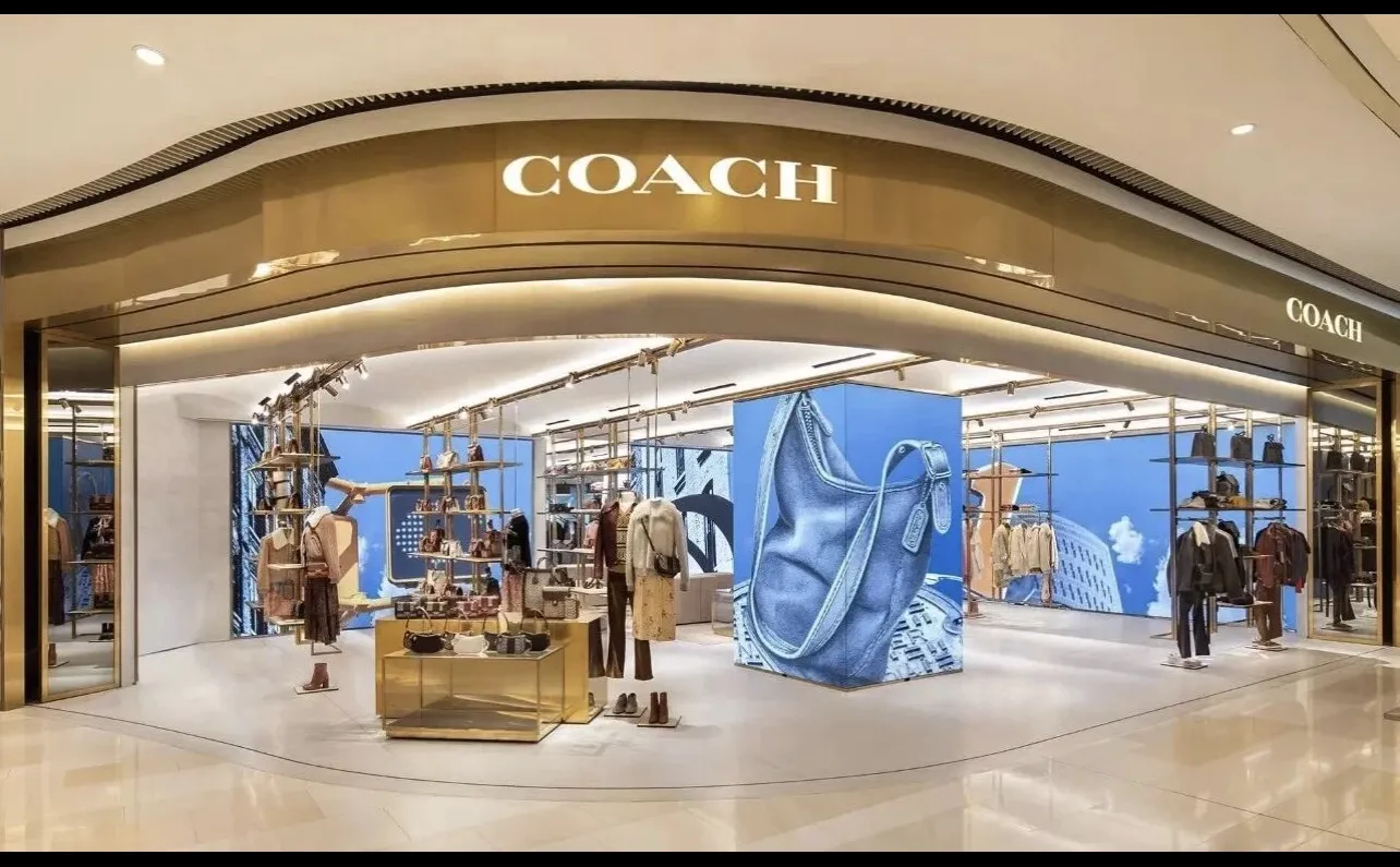 蔻驰未来三年要在中国开设100家“较小型店”