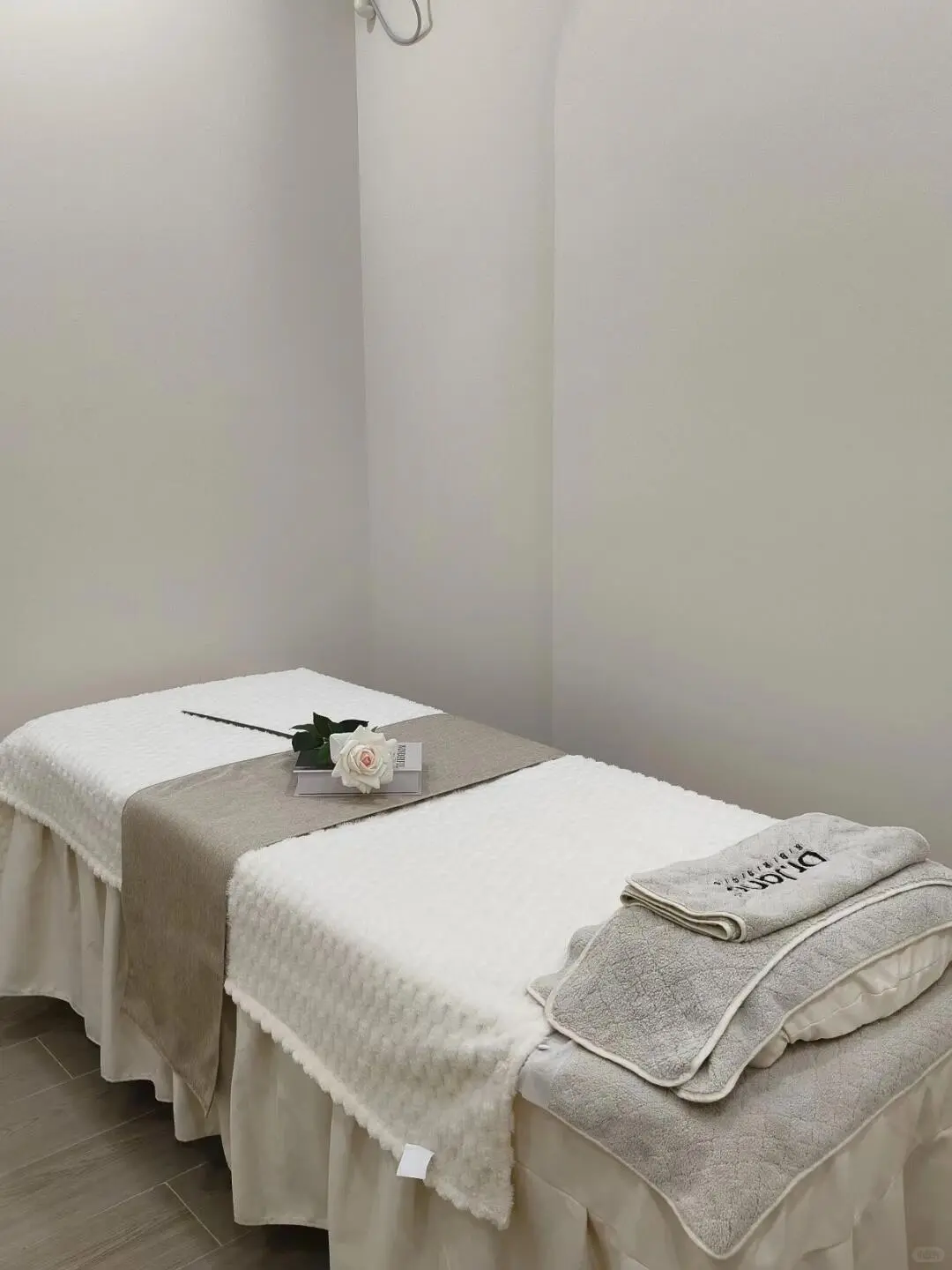 Dr.Jane皮肤管理加盟?中高端皮肤管理