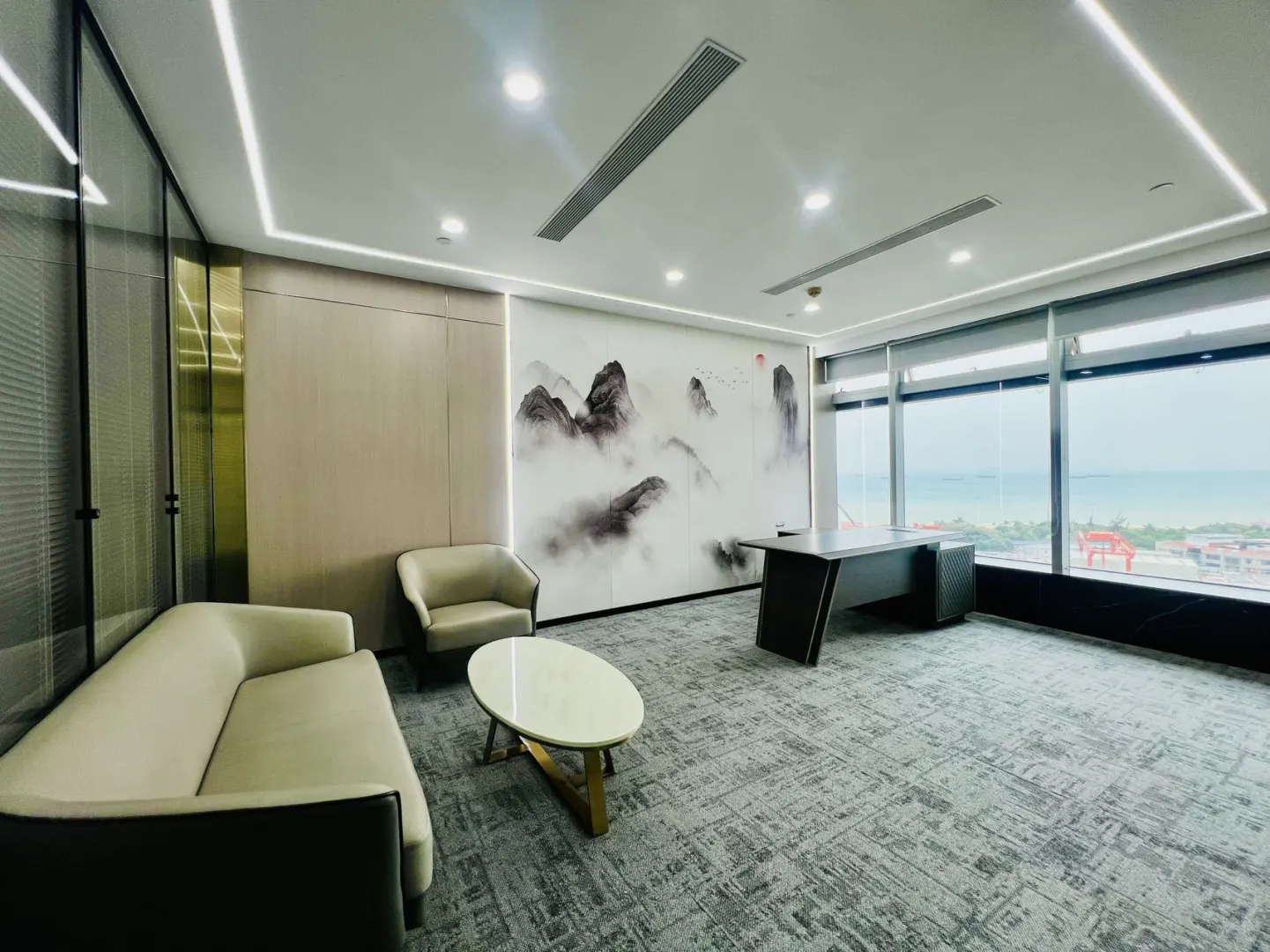 观音山210平3+1格局 地铁口 海景 特价直租