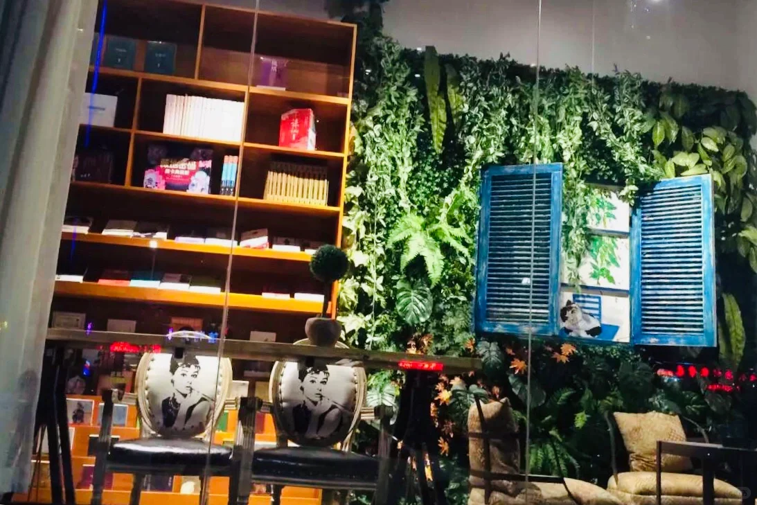 为什么我们喜欢不停的购物消费