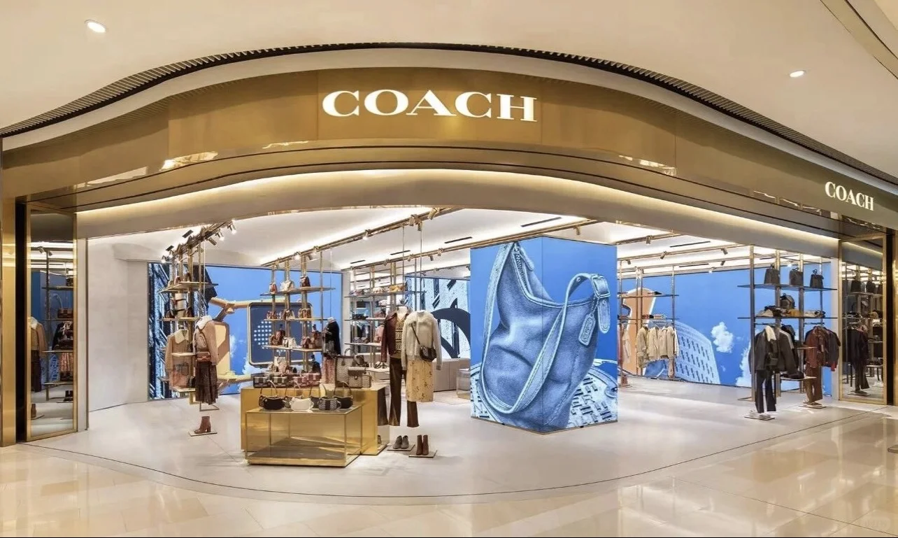 蔻驰未来三年要在中国开设100家“较小型店”