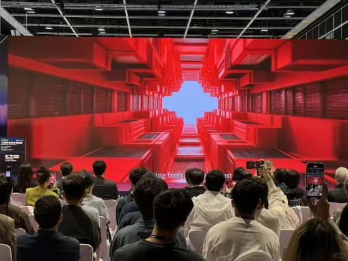 AI艺术创作水太深？可灵直接把船造好了