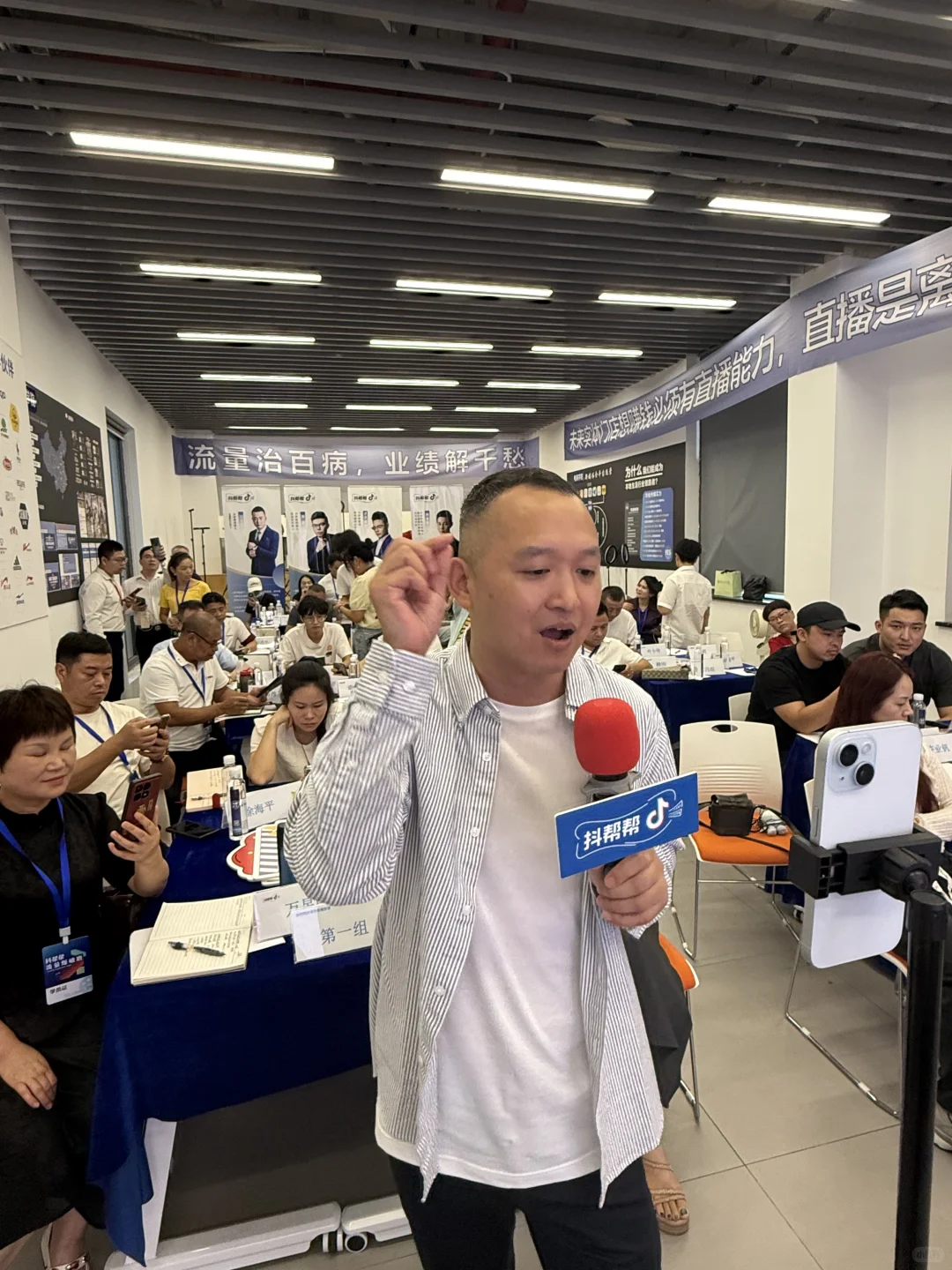 咖啡店越是没生意，就越要反向经营