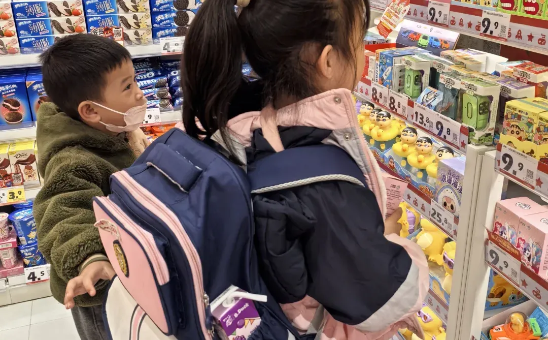 新人一起来慢慢的摸索小?，坚持下去！