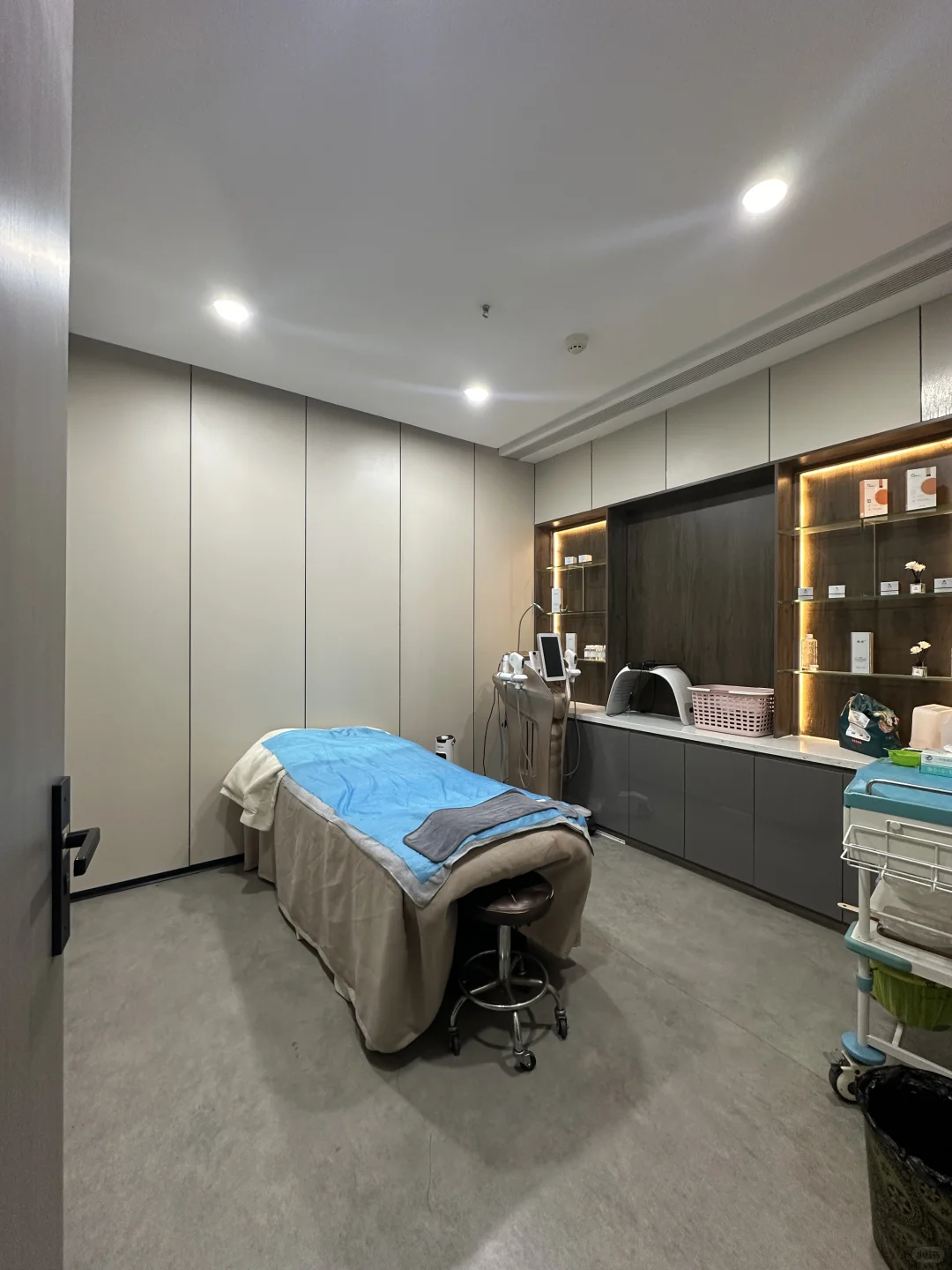 武汉1000²～医美双证～轻奢装～转让诚心行业者