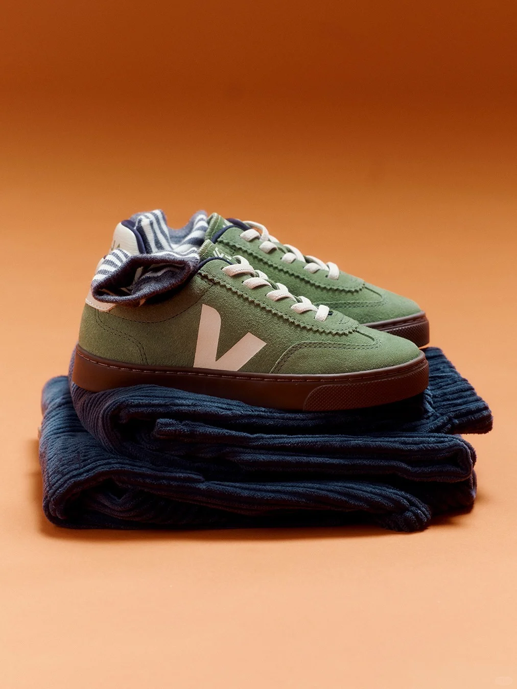 潮孩人手一双的VEJA 到底有啥魔力？