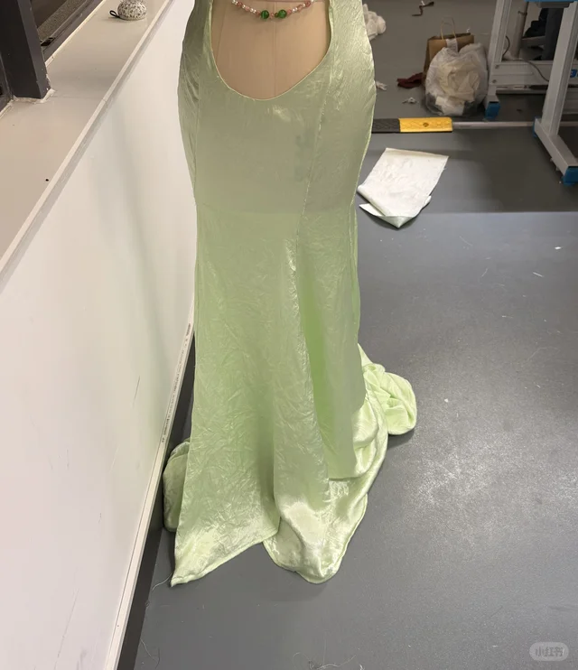 醋酸裙子做完歪了怎么补救！