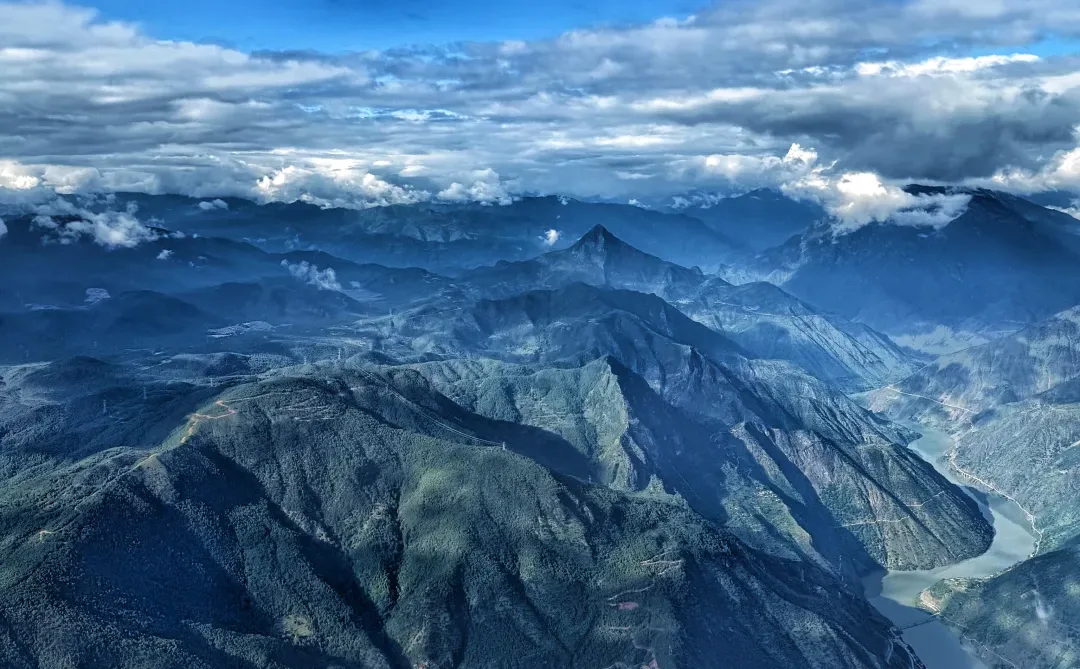 蛤？护肤行业要转情绪护肤？