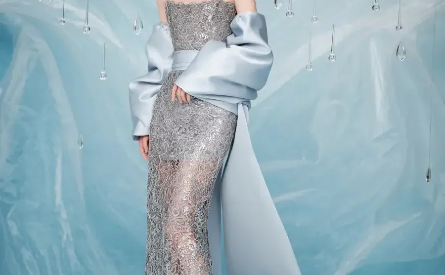 杨幂 镂空抹胸裙路透生图，韵味十足太美了好身材好气质气质女明星 完美身材 神仙颜