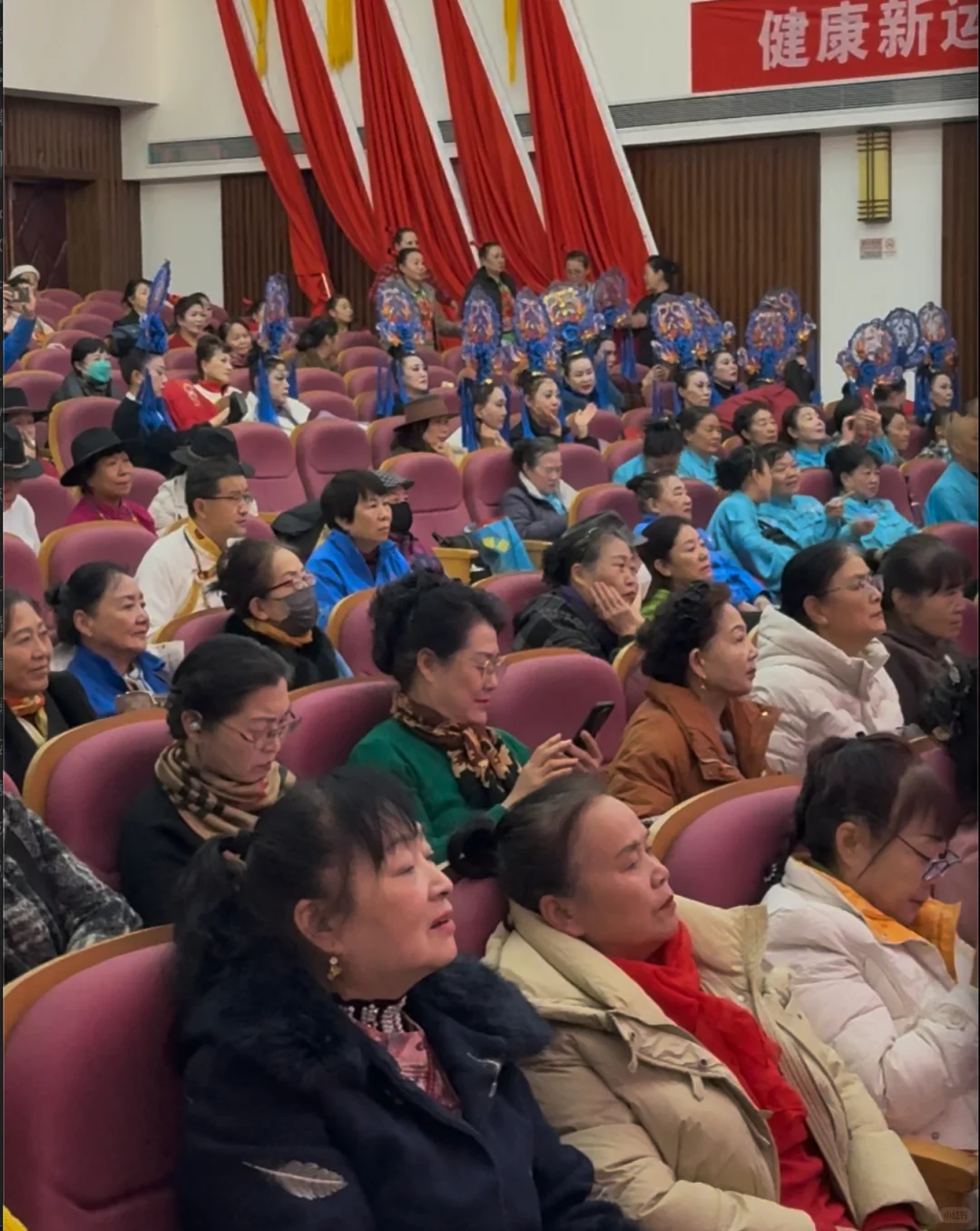 警告!别盲目冲“银发赛道”