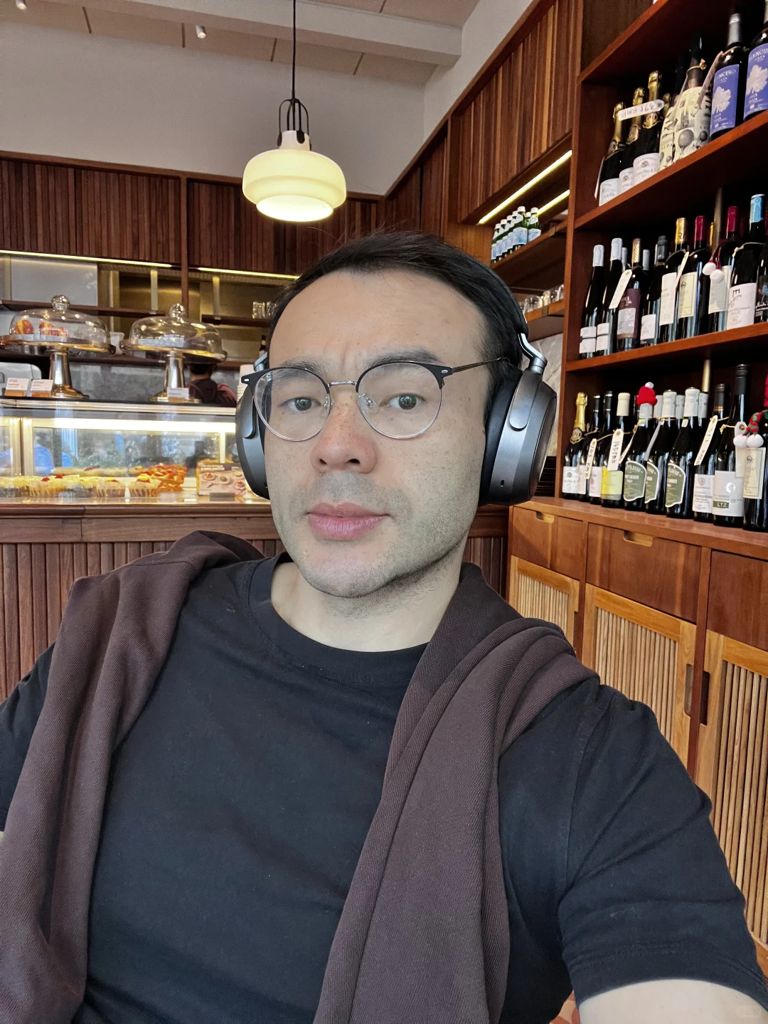 今日好玩的八卦和机器人行业分析