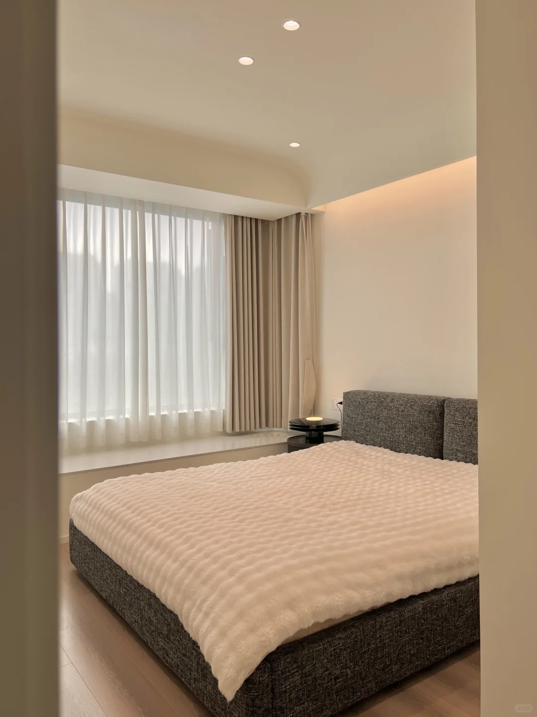 26岁有家了?屁点大