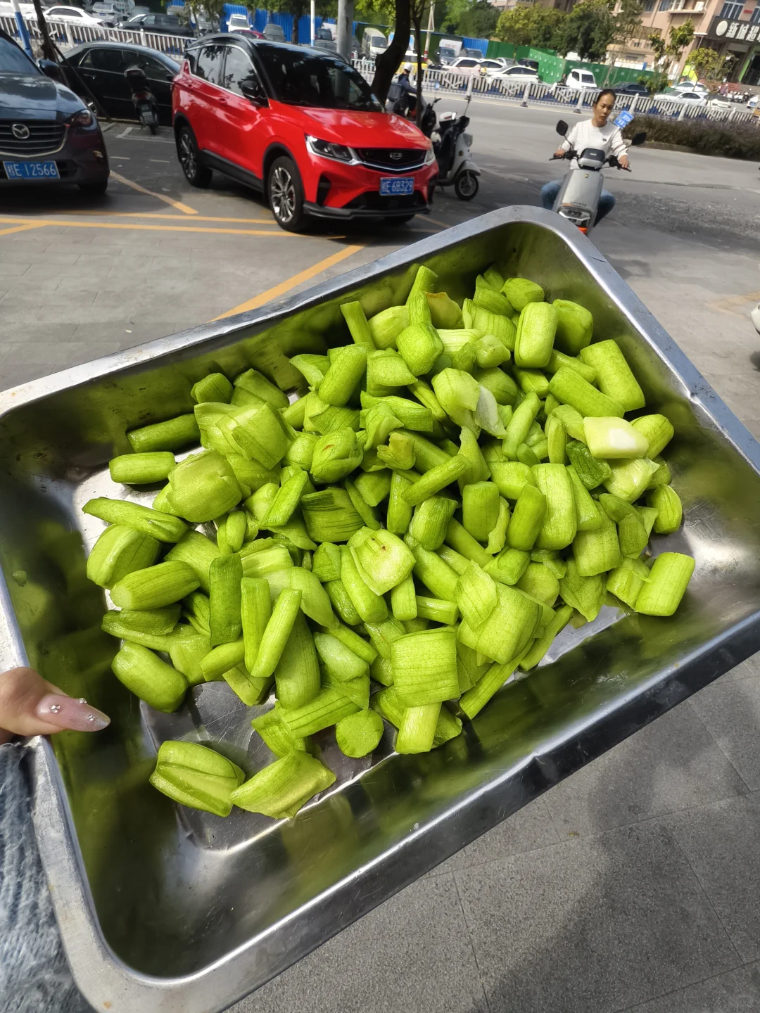 不懂就问。。这是什么啊??