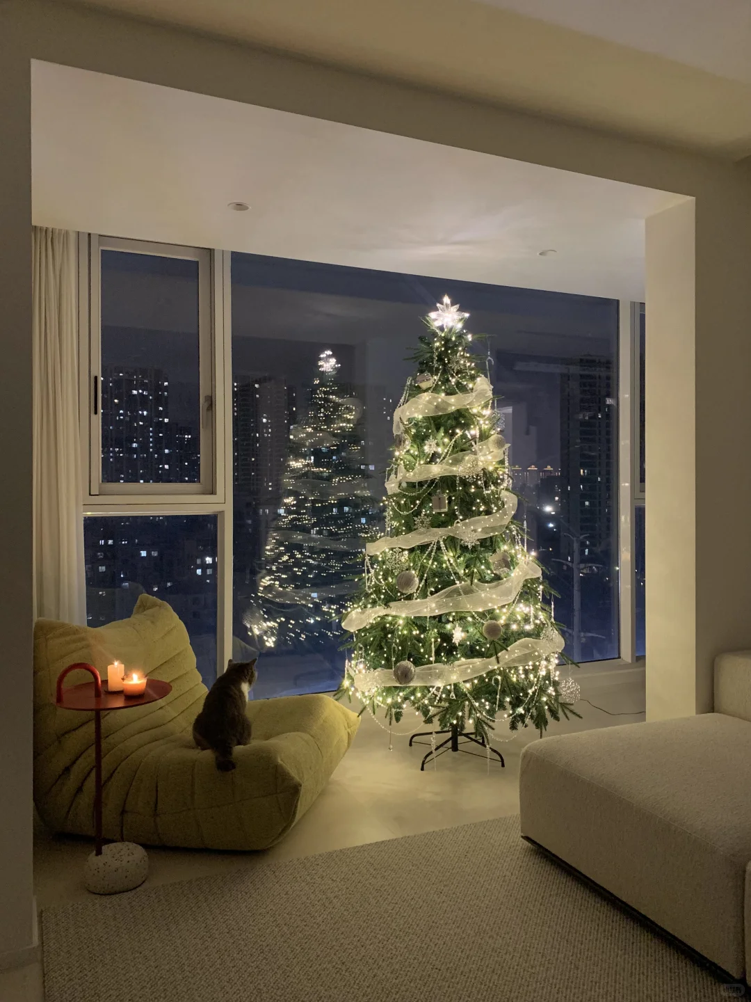 26岁有家了?屁点大