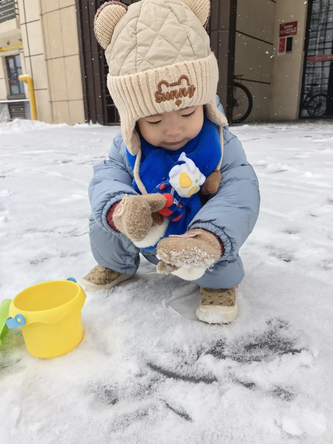 妈妈，雪是冰的！?