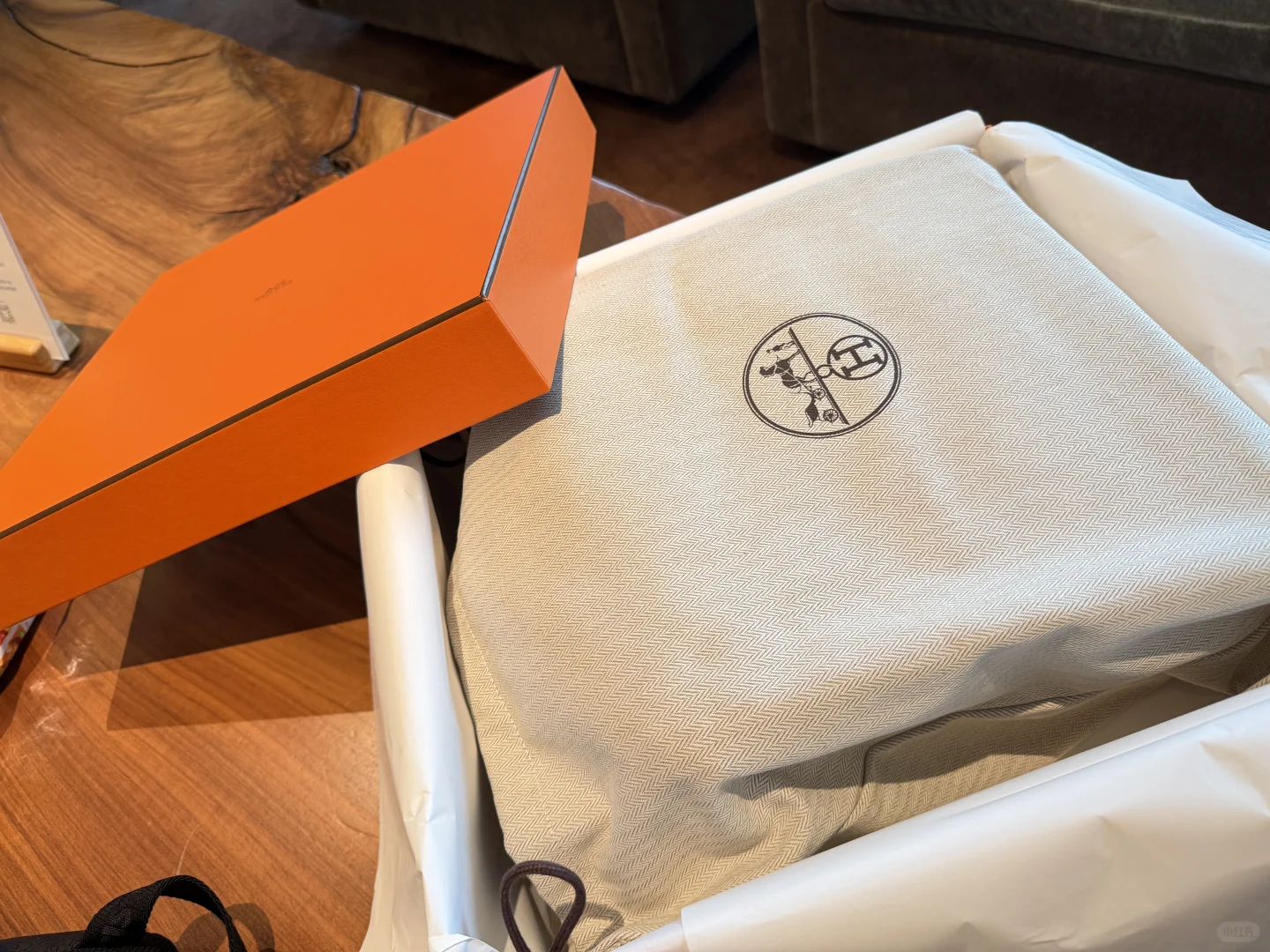 香港H walk in 金棕银 0配