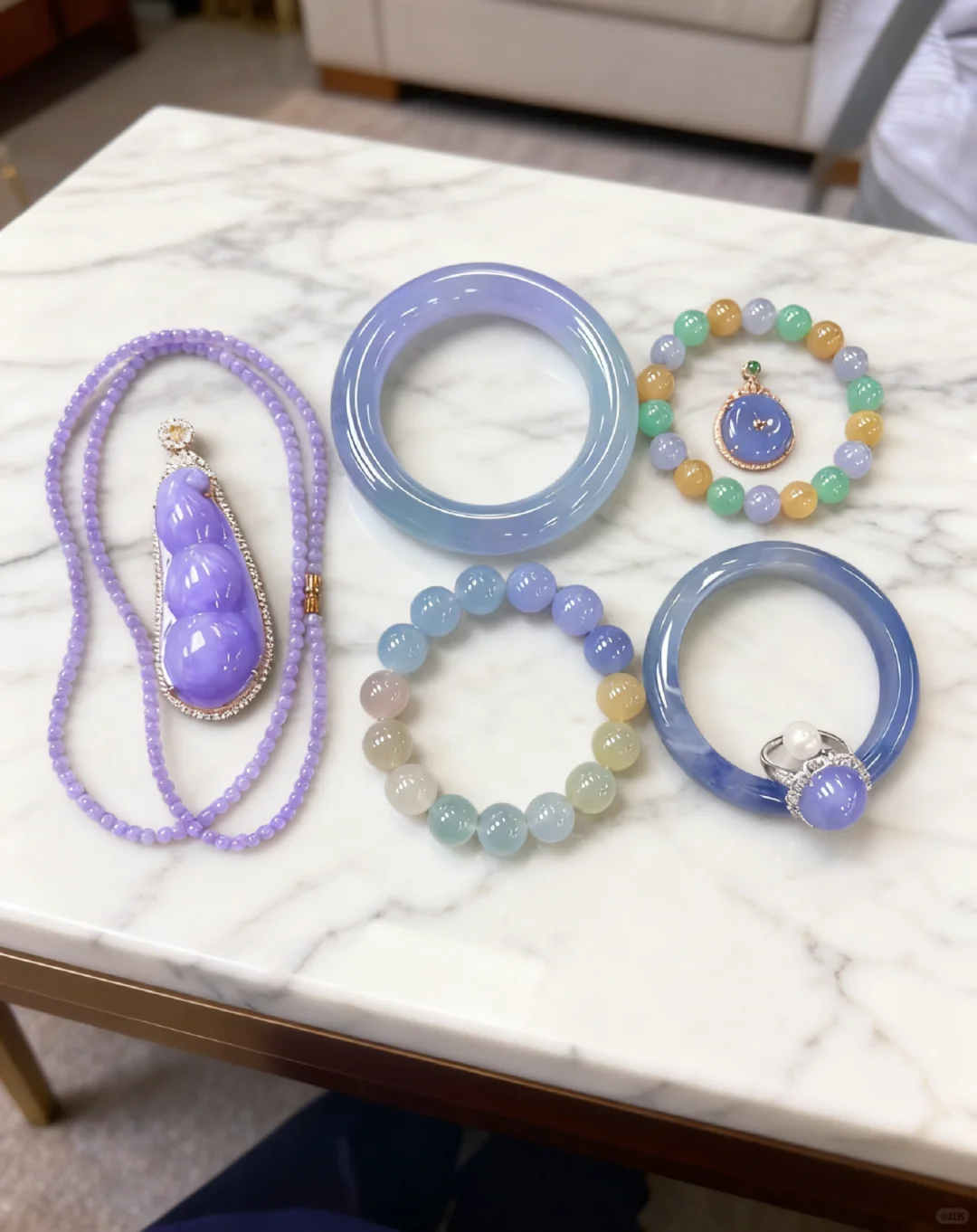 心碎了，现在真是哭都找不到地方