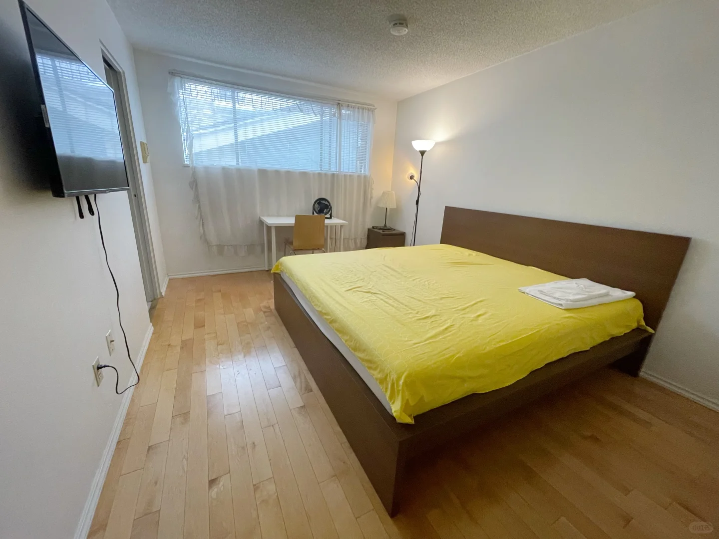 这么低的价格就能租到温西二楼独卫大套房