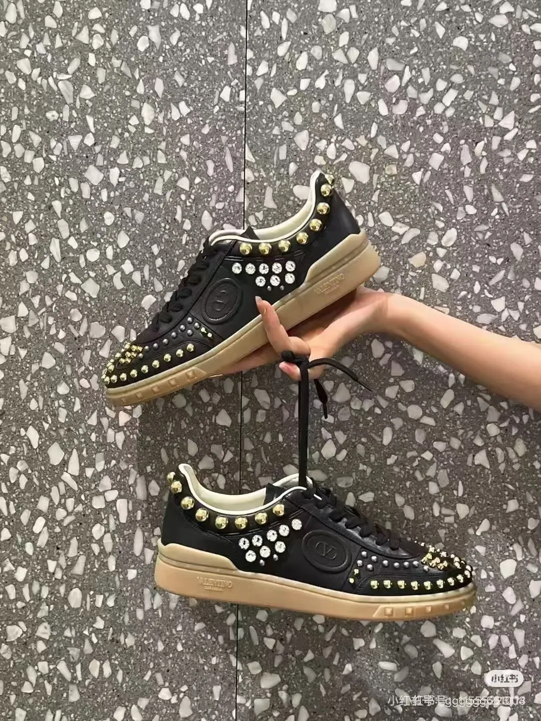 Valentino折扣季 超低好价格