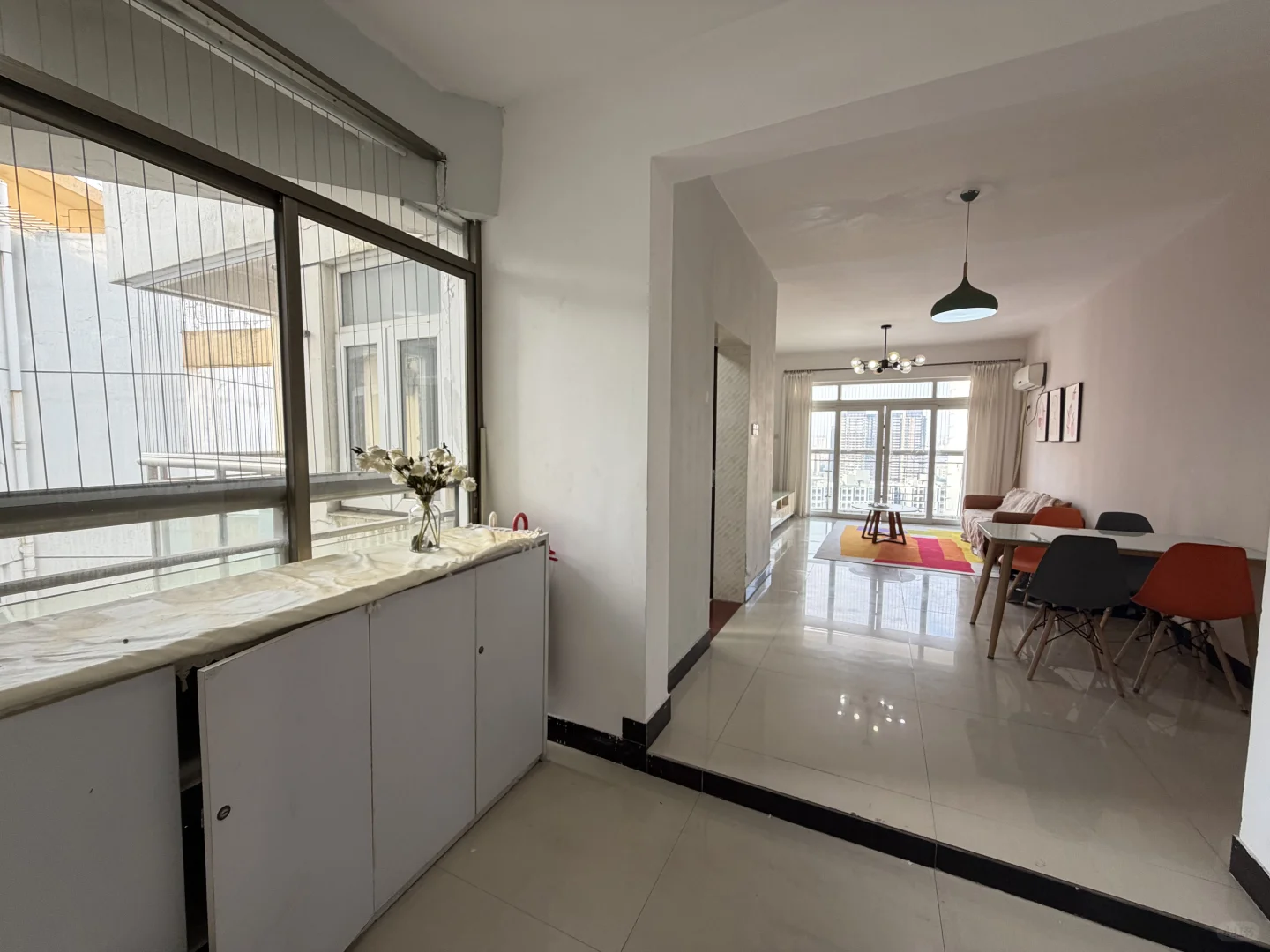 群星新村大两房出租，价格美丽