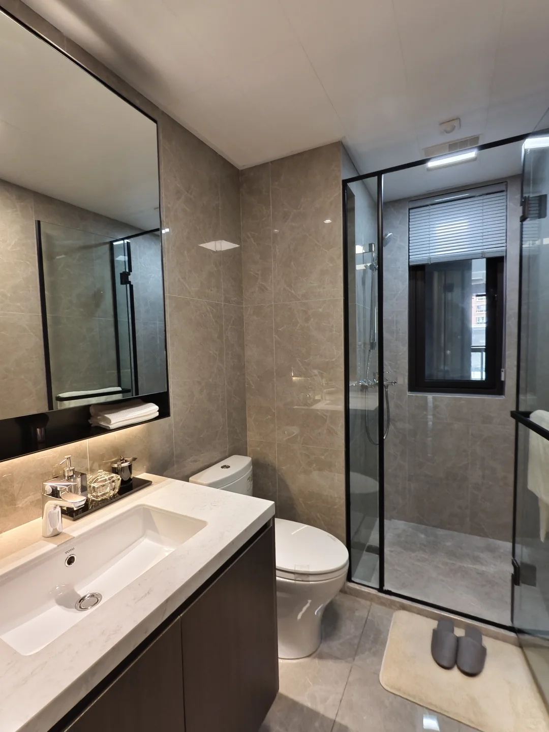 乔司洋房价格也绷不住了，111平275万拿下