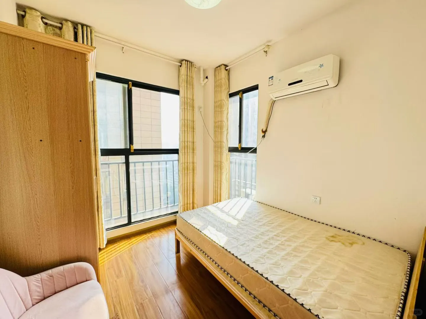 碧沙湖 地铁口 三室一厅 价格欢迎来私信哦