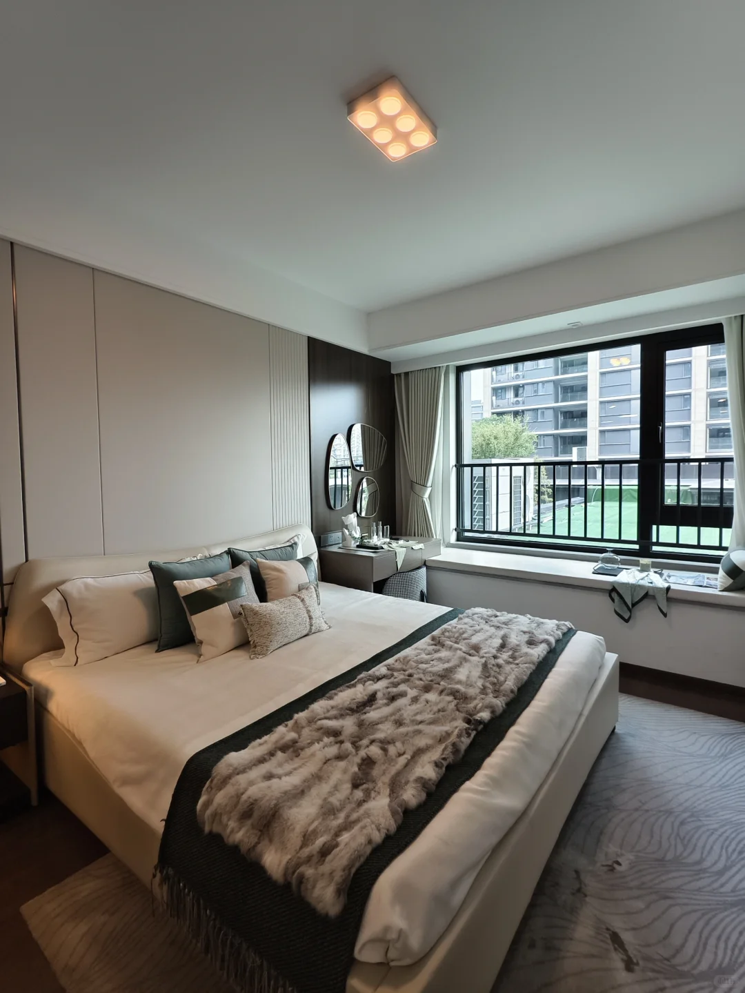 乔司洋房价格也绷不住了，111平275万拿下