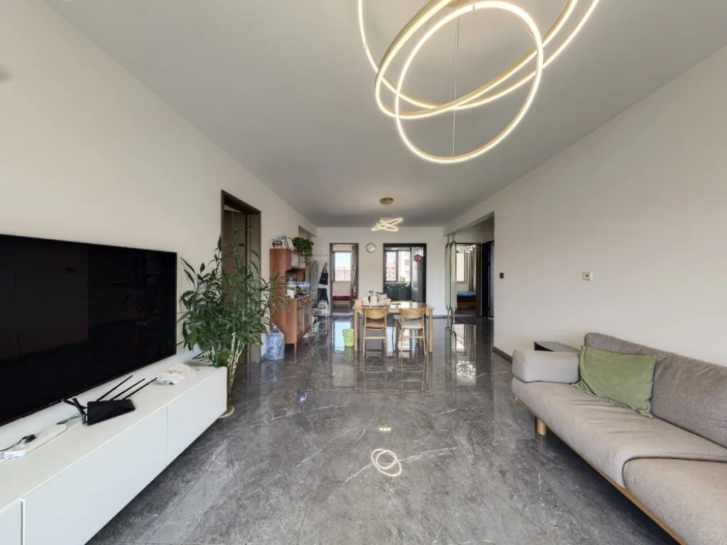 西青区四室洋房业主刚降20万，喜欢的来