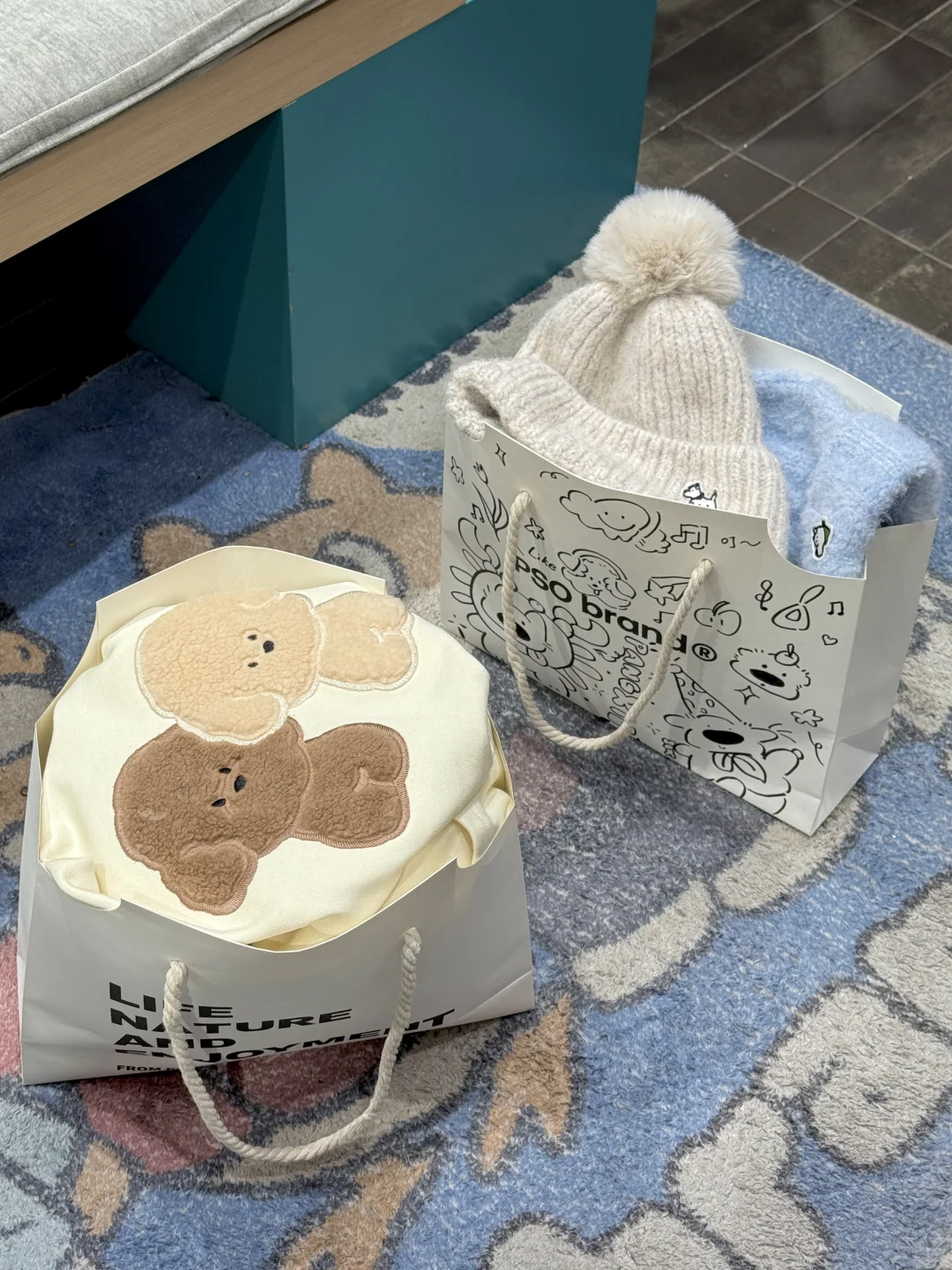 逛到一家好可爱的小店 我真的很难拒绝啊…🥹