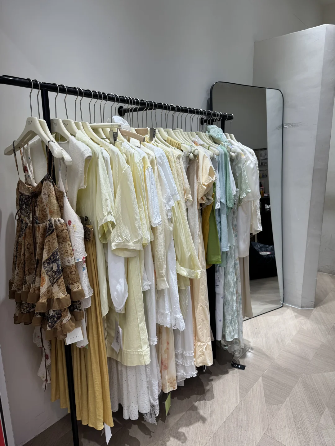 不会还有人不知道这家大码店全场夏款特价啦