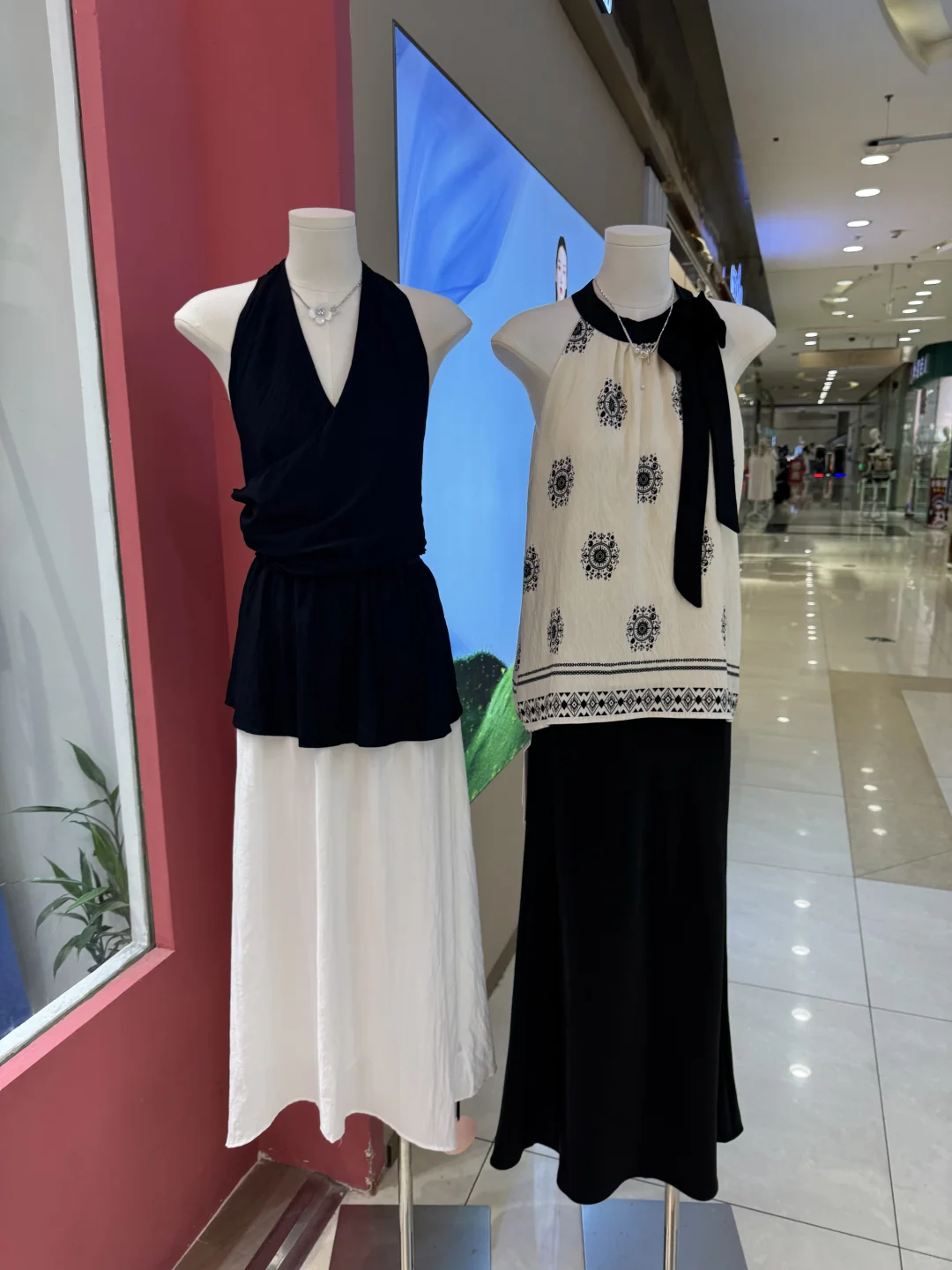 不会还有人不知道这家大码店全场夏款特价啦