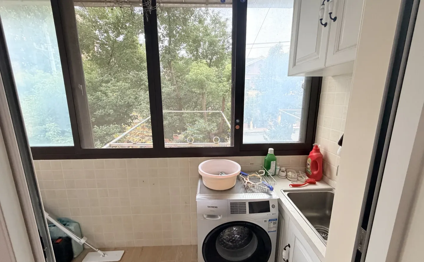 七号线 业主自住精装修一房二厅，价格实惠