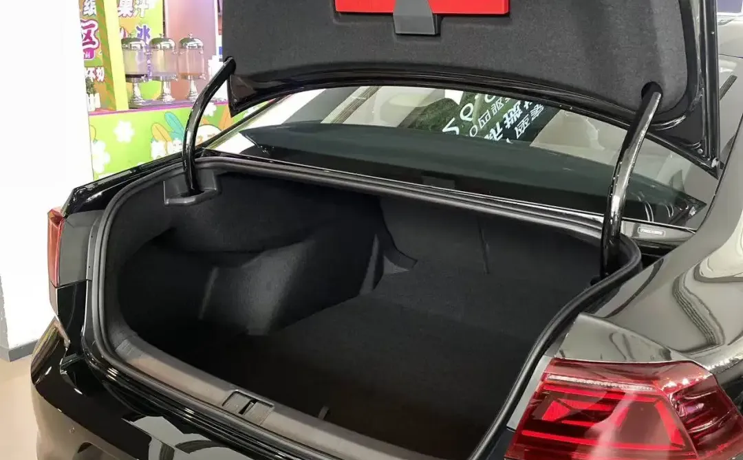 一汽大众12月迈腾价格来了！找我拿底价！