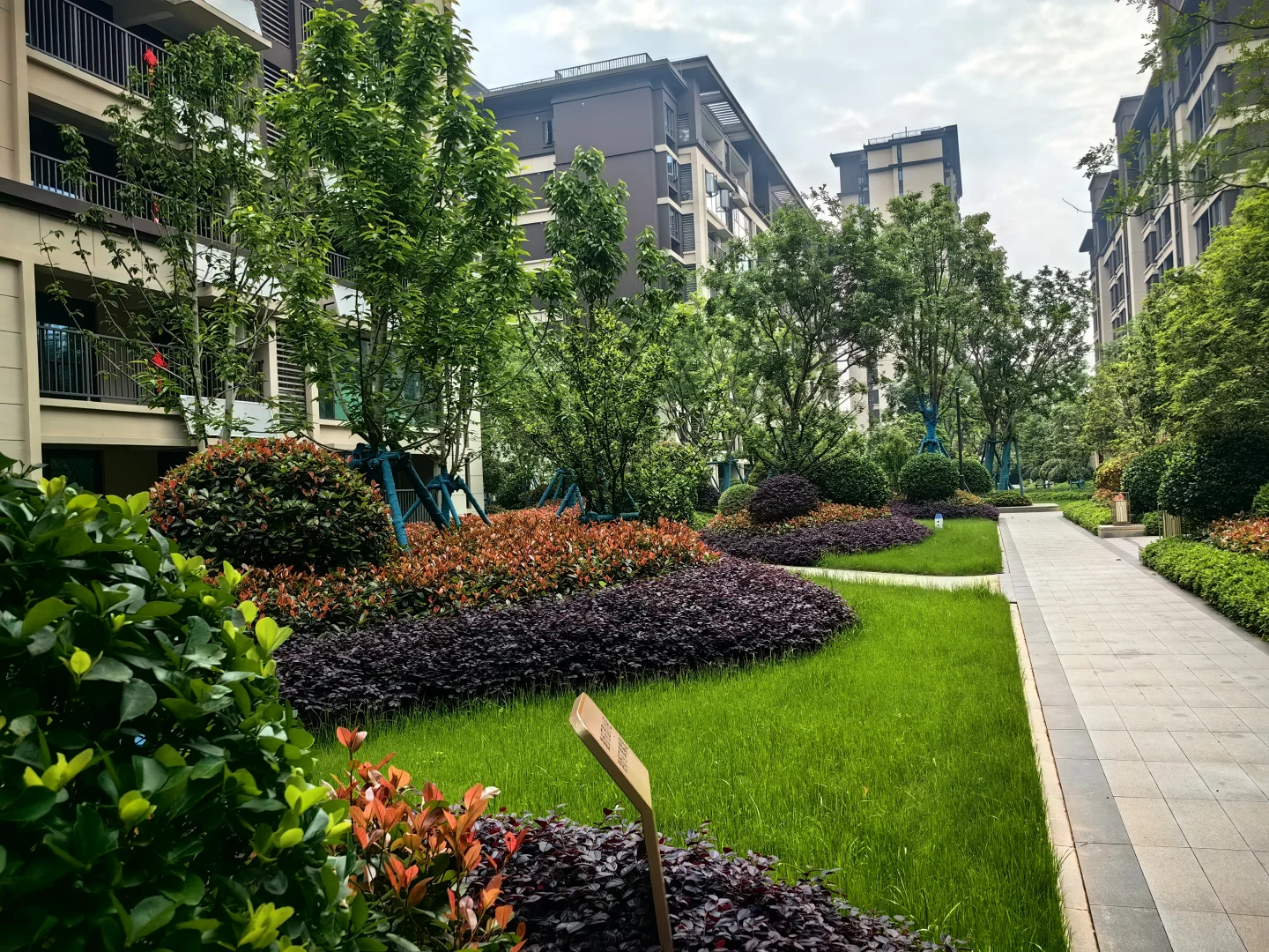 是的，横店的价格很香✨