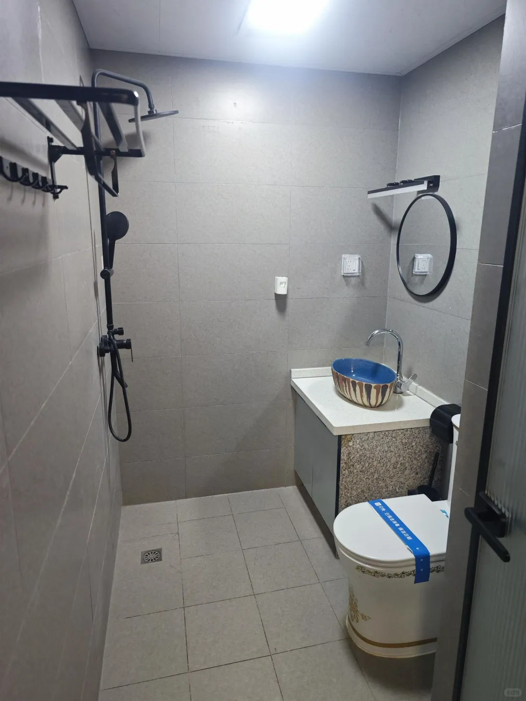 青羊区2300精装套一！！！