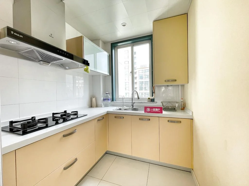 蔚蓝城市花园三室暖色调 装修新 价格有惊喜