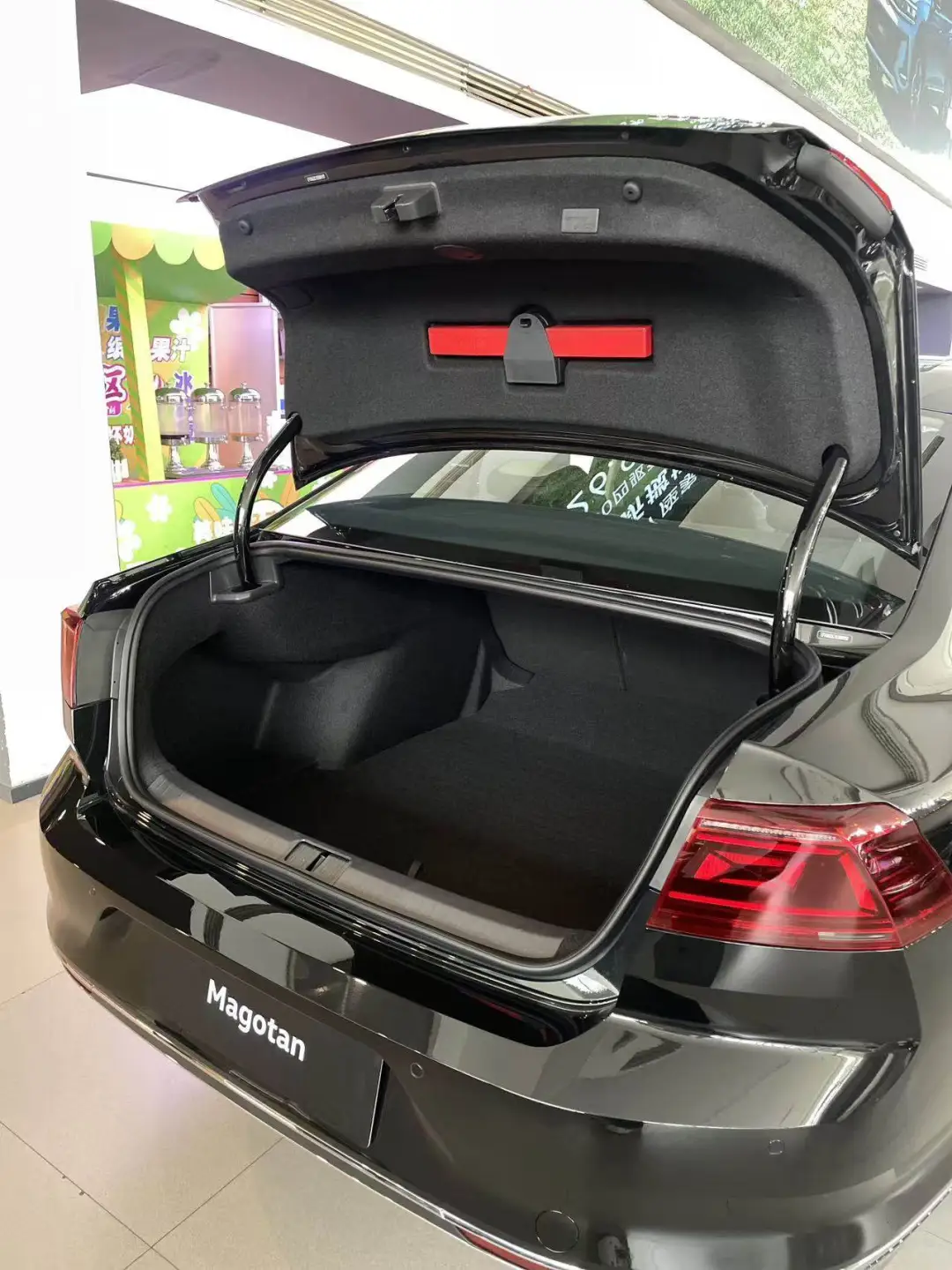 一汽大众12月迈腾价格来了！找我拿底价！