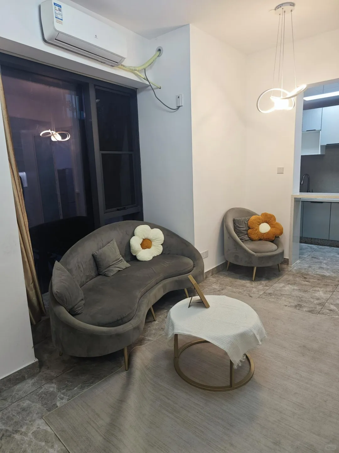 青羊区2300精装套一！！！