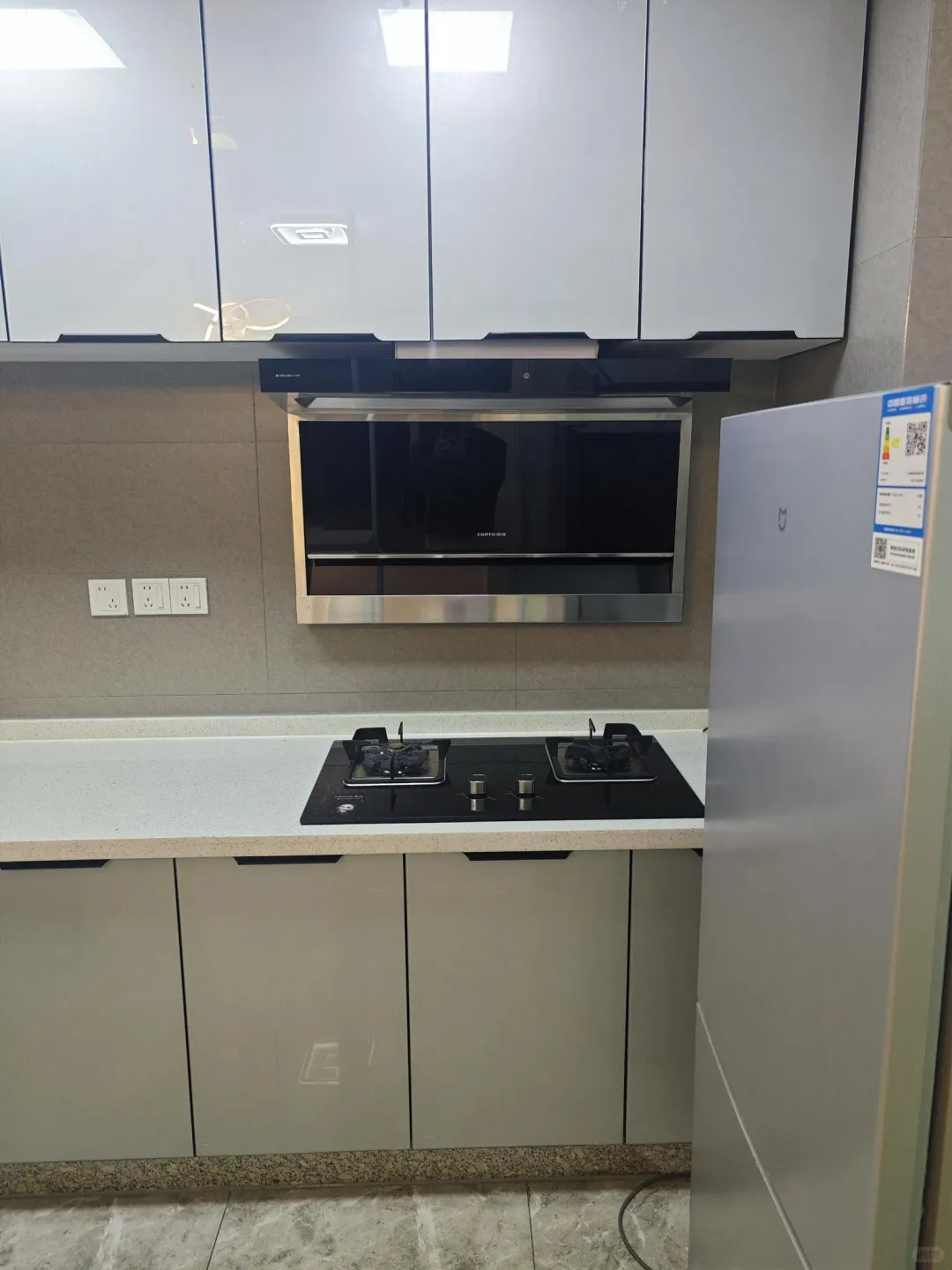 青羊区2300精装套一！！！