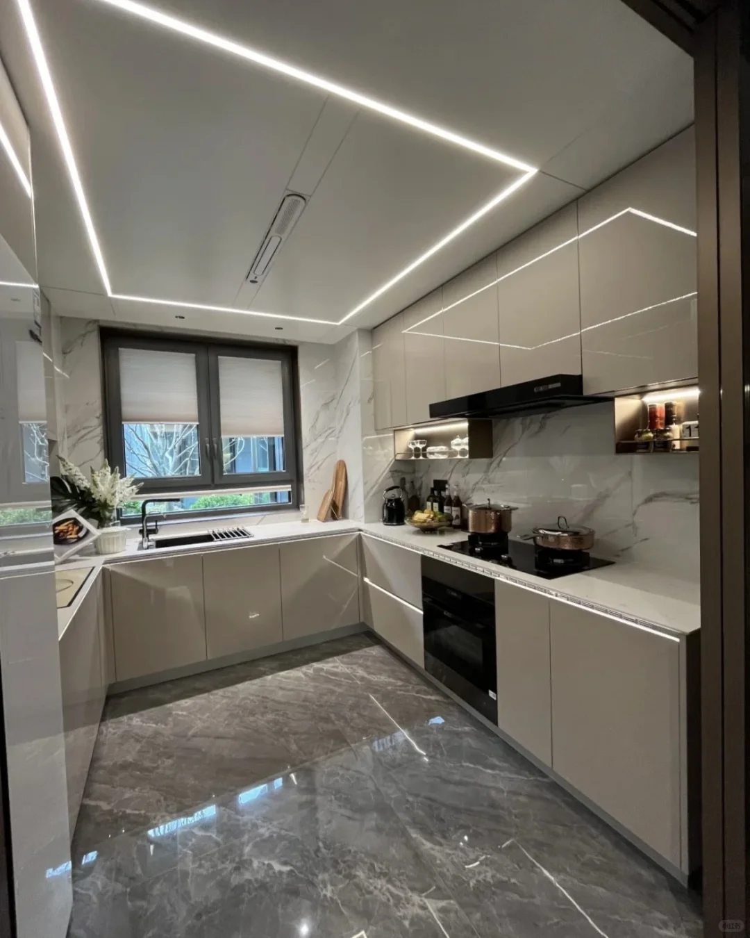 金水核新房！140w 三房双卫 1梯1户 双地铁