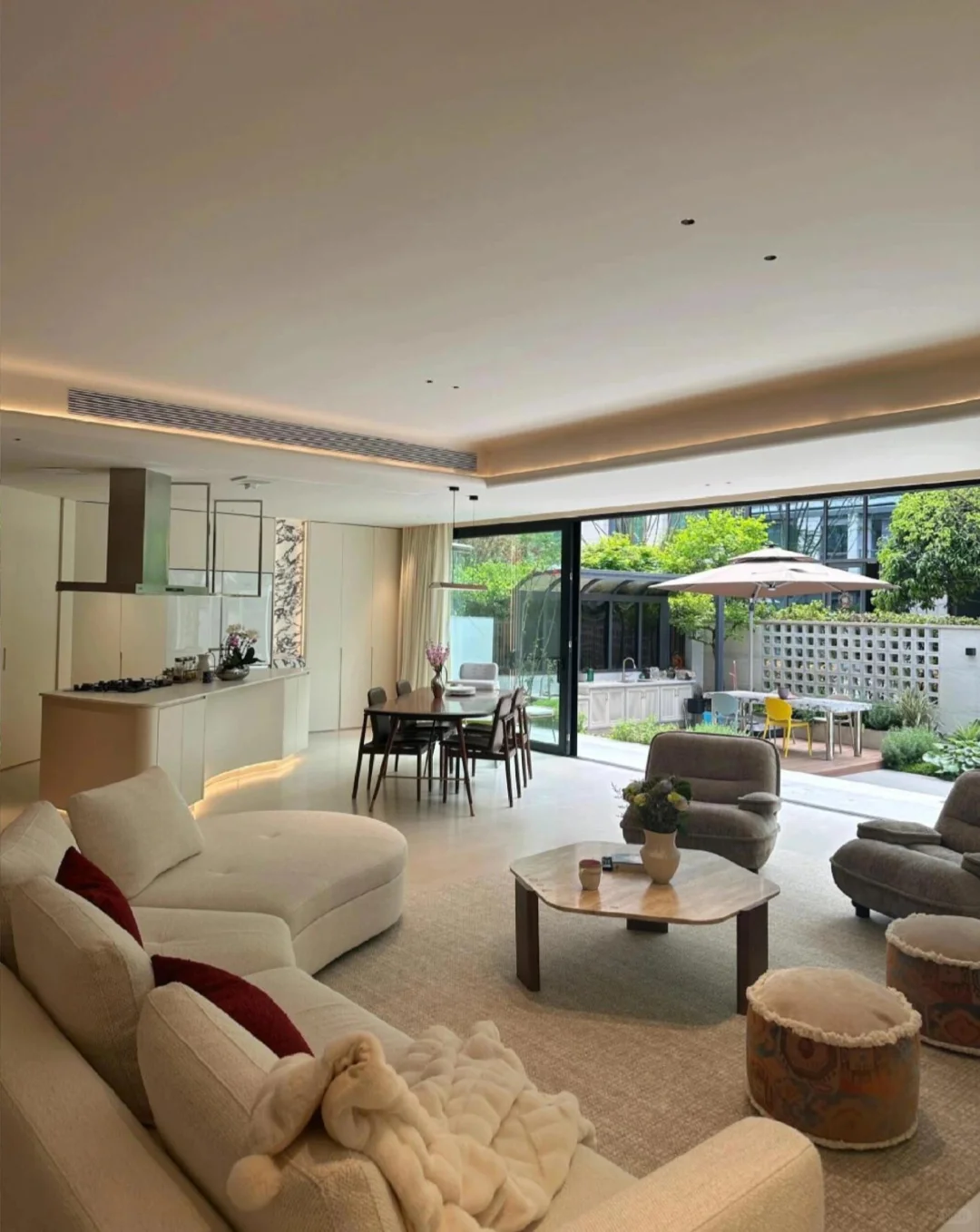 锦江区！花园小别墅 （原500万）现在285万