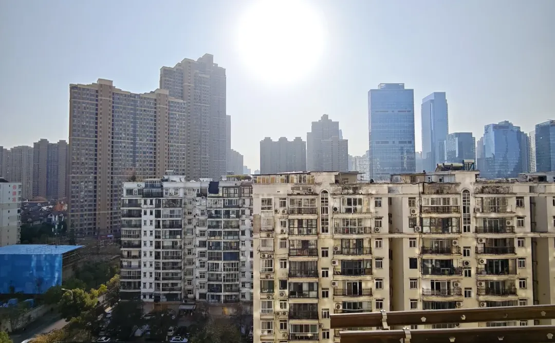 武昌中北路两房！100万拿下地铁口阳光房☀