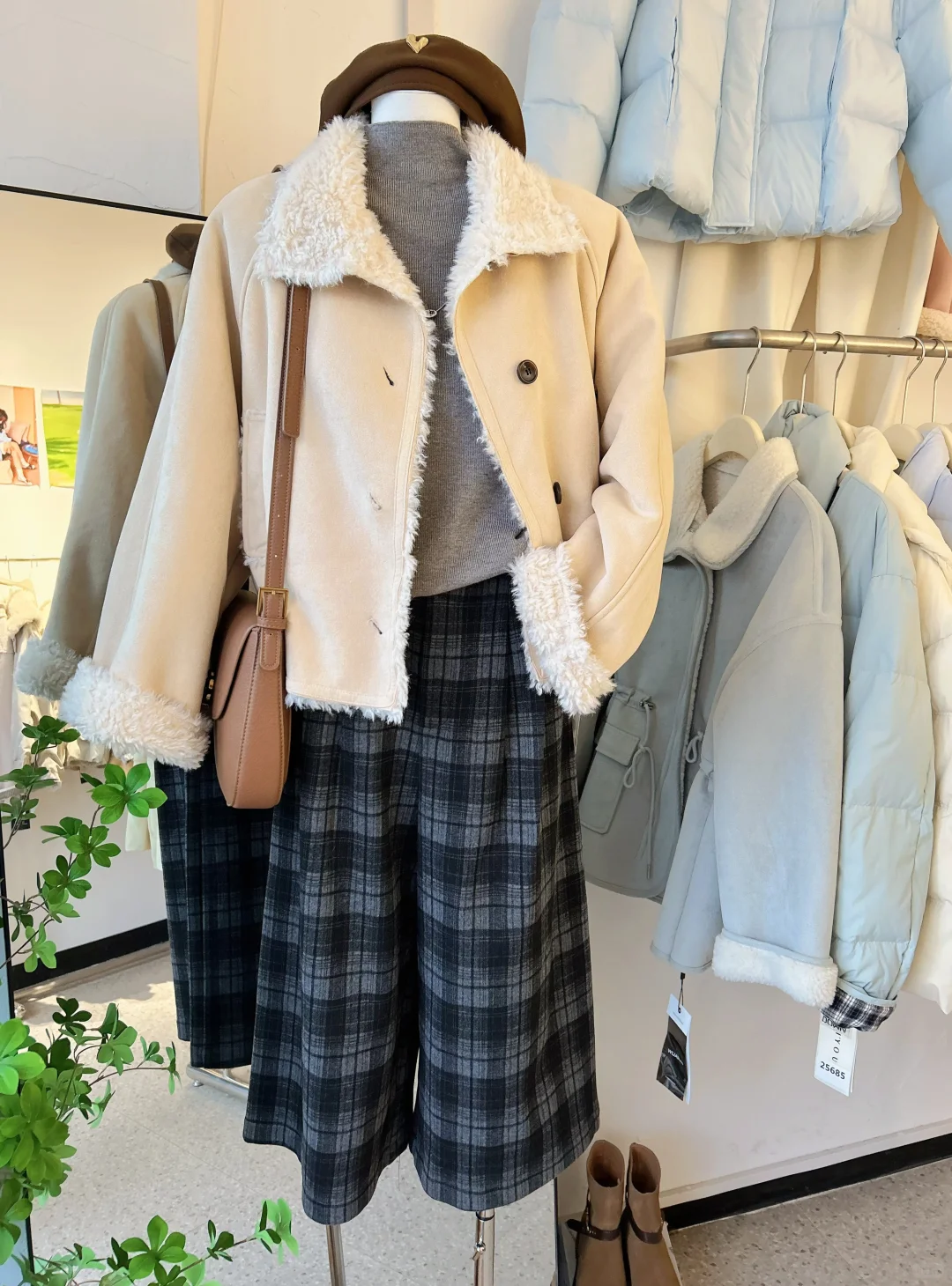 实体店卖衣服卖这个价格还会有人买吗？