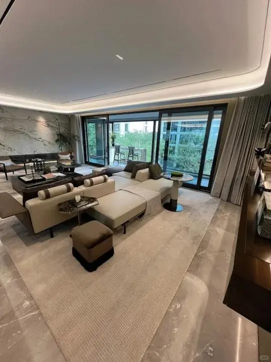 金水核新房！140w 三房双卫 1梯1户 双地铁