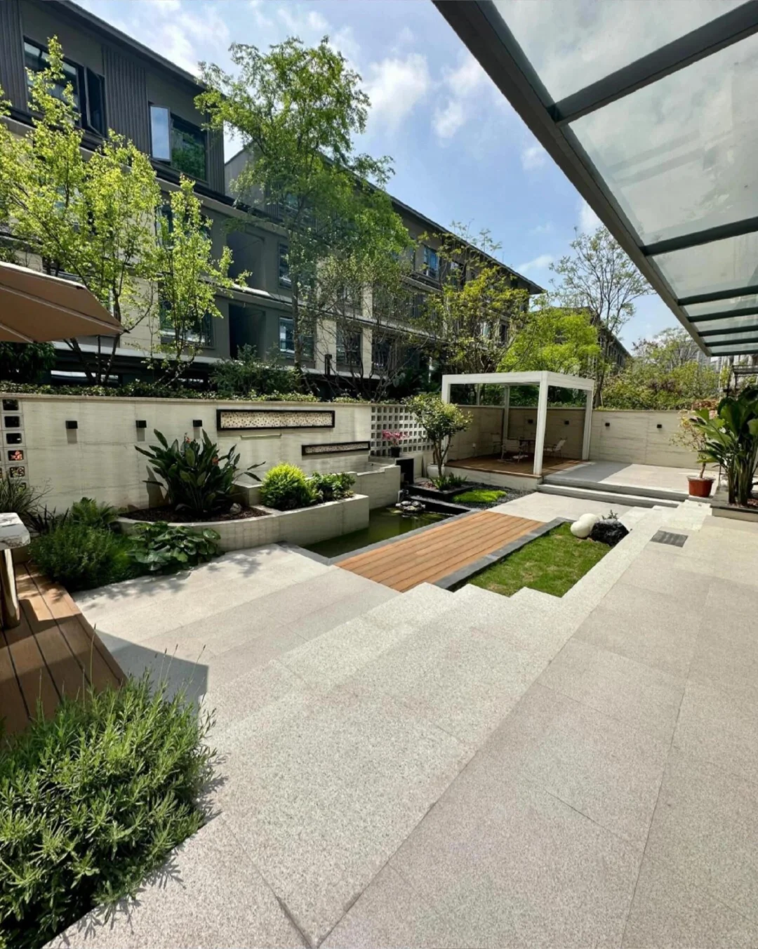 锦江区！花园小别墅 （原500万）现在285万