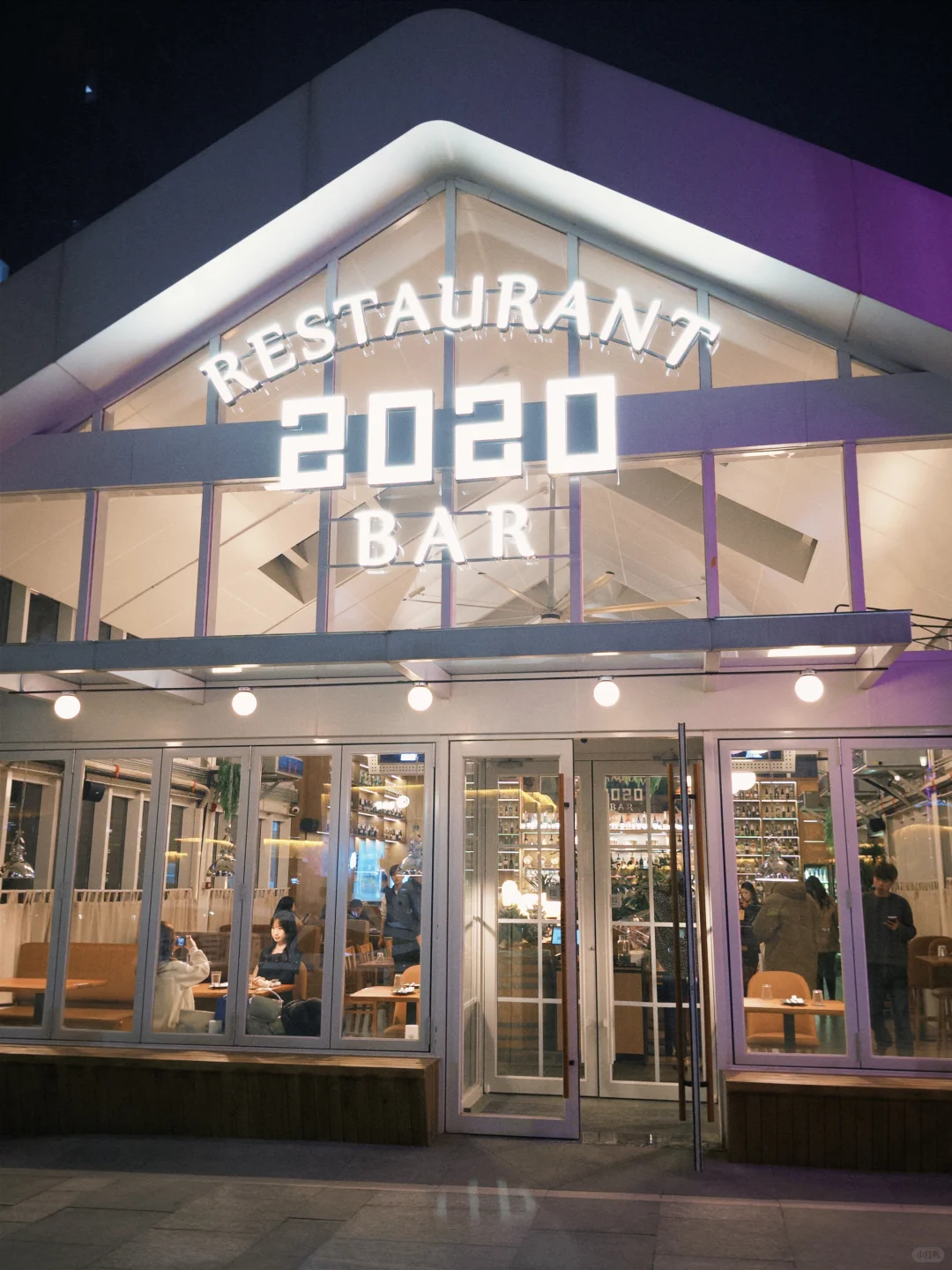 新开的店，拍照光好棒！