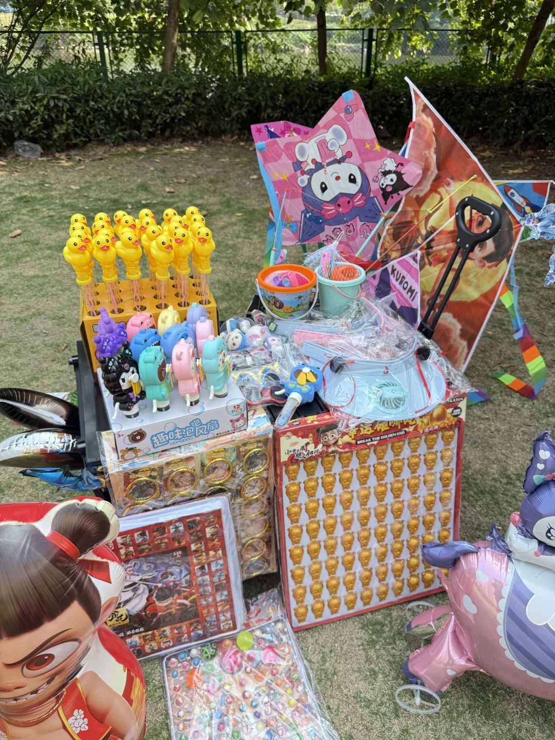 别看我的摊位不起眼！可是它真的很来财