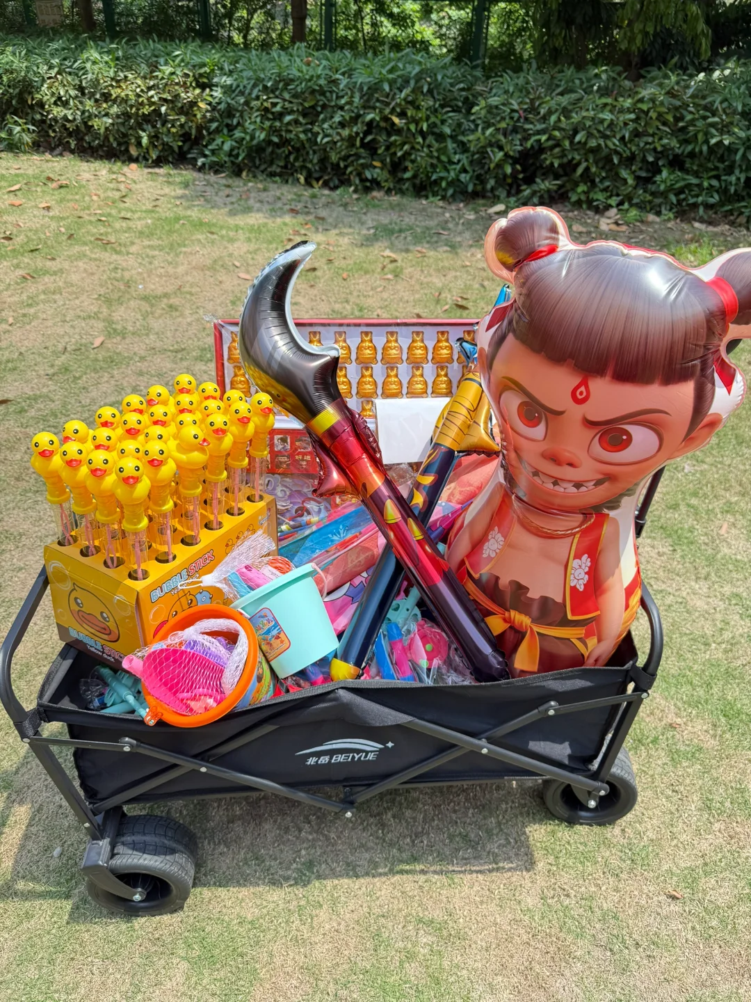 别看我的摊位不起眼！可是它真的很来财